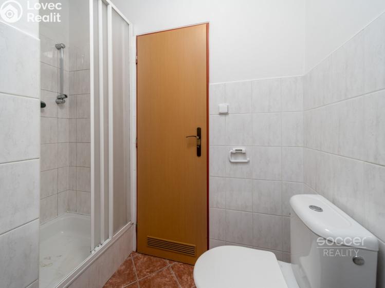 Pronájem kanceláře Jesenice, Říčanská č. 16