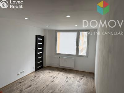 Pronájem bytu 2+KK Králův Dvůr, Nad Stadionem 358 č. 2