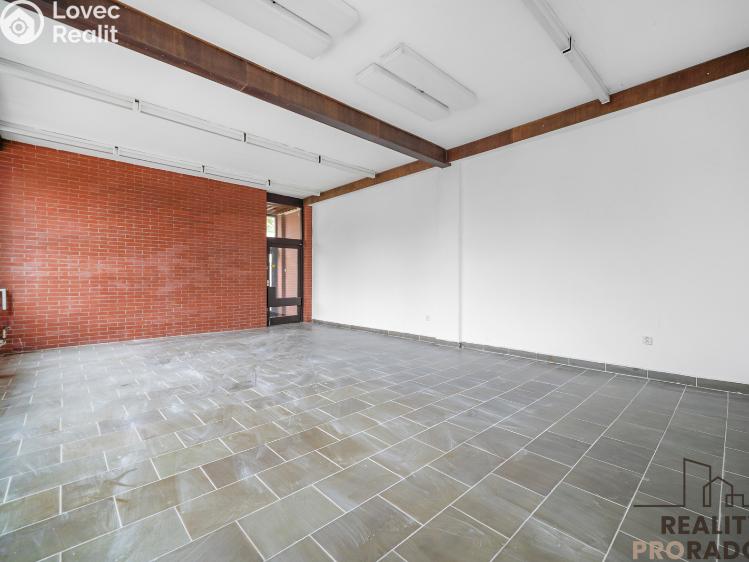 Pronájem obchodního prostoru Řečany nad Labem, 1. máje č. 3