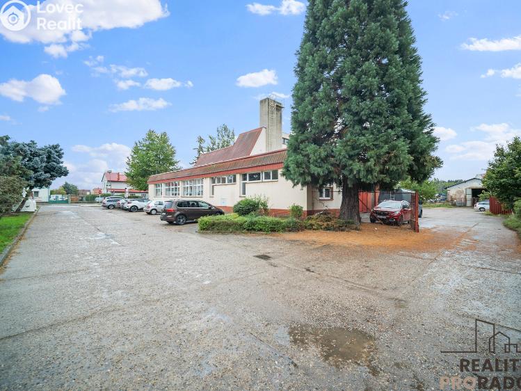 Pronájem obchodního prostoru Řečany nad Labem, 1. máje č. 8