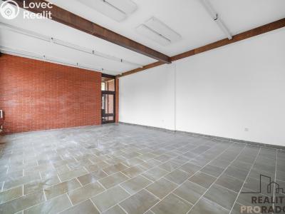 Pronájem obchodního prostoru Řečany nad Labem, 1. máje č. 3