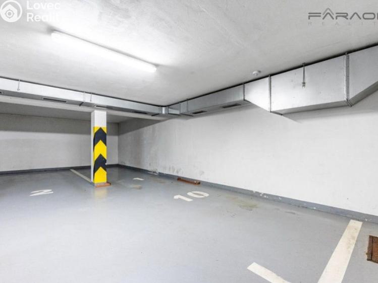 Prodej garáže Praha, Tůmova č. 1