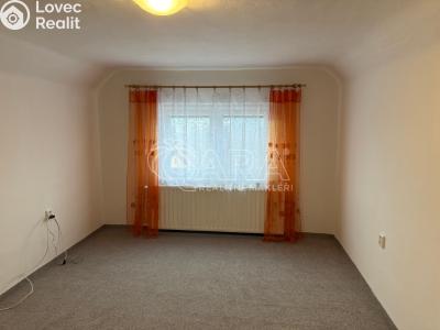 Pronájem bytu 2+1 Zubří, Na Kopci 883 č. 2