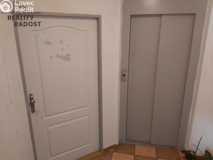 Sale apartment building Teplice, Baarova č. 6