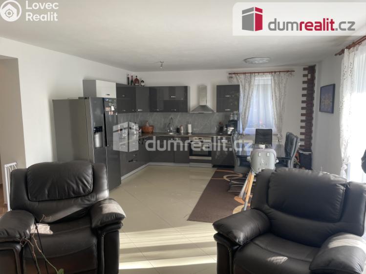 Prodej rodinného domu Hradešín č. 8