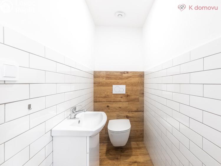 Prodej rodinného domu Lhota č. 8