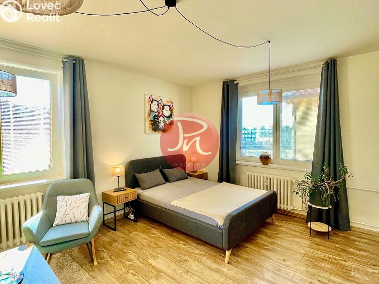 Оренда квартири 1+1 Ostrava, Garážní č. 8