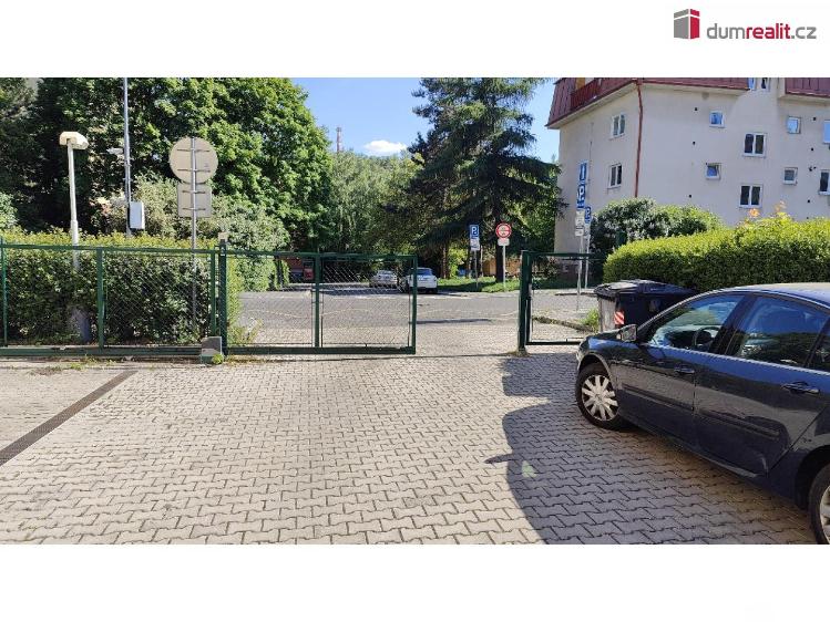 Pronájem garáže Praha 6, K lánu č. 18