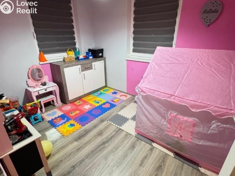 Sale family house Dolní Bousov, Dubová č. 20