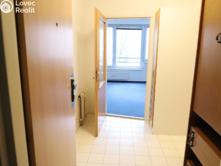 Pronájem bytu 1+KK Praha, bratří Dohalských 144/8 č. 13