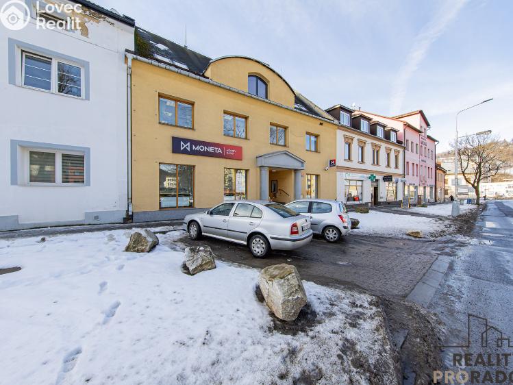 Prodej obchodního prostoru Jeseník, nám. Svobody 827/11 č. 2