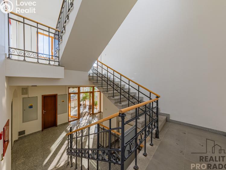 Prodej obchodního prostoru Jeseník, nám. Svobody 827/11 č. 8