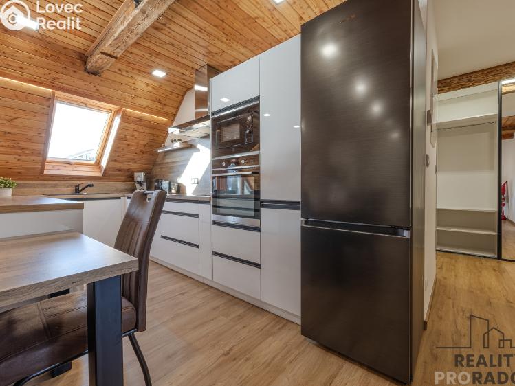 Prodej obchodního prostoru Jeseník, nám. Svobody 827/11 č. 14