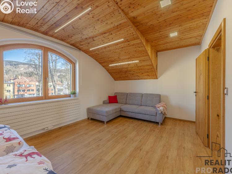 Prodej obchodního prostoru Jeseník, nám. Svobody 827/11 č. 18