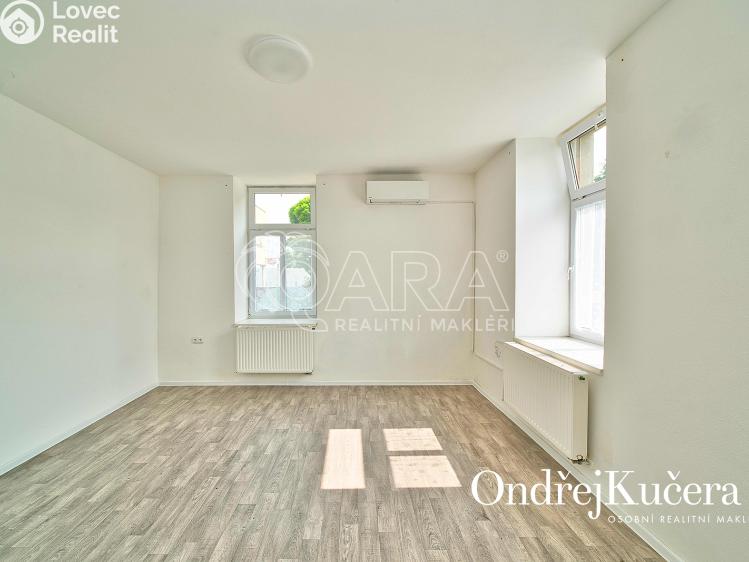 Sale apartment building Nová Bystřice, Vídeňská 383 č. 3