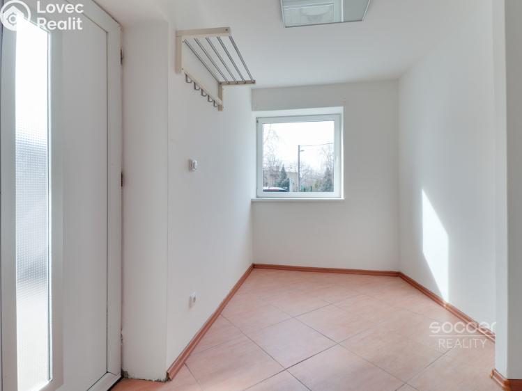 Pronájem bytu 3+KK Černošice, Dr. Janského č. 14