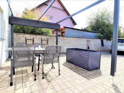 Pronájem bytu 3+KK Černošice, Dr. Janského č. 3