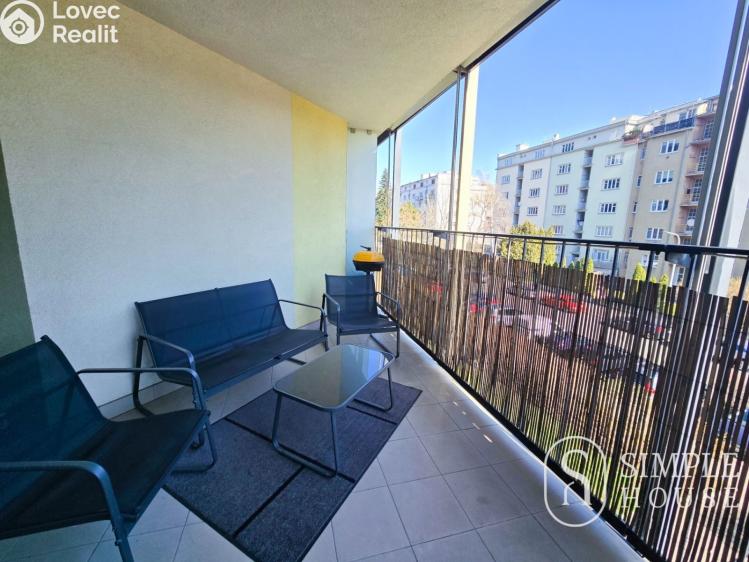 Rent apartment 2+KK Praha, Ke kapslovně č. 9