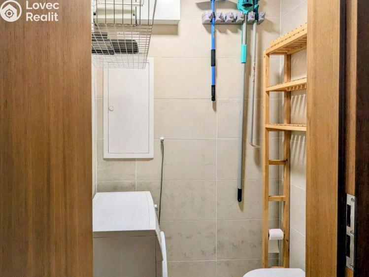 Rent apartment 2+KK Praha, Ke kapslovně č. 12