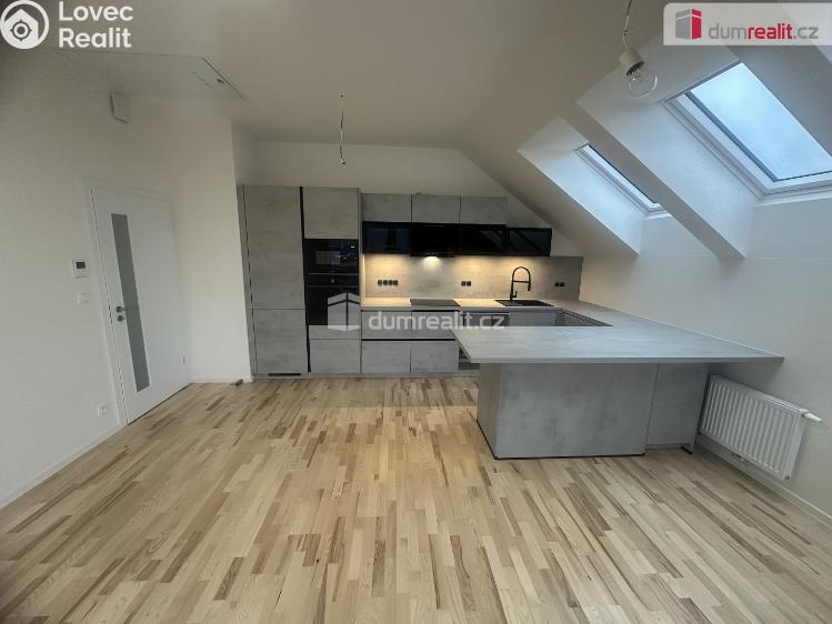 Pronájem bytu 3+KK Dobřichovice, Pražská č. 31