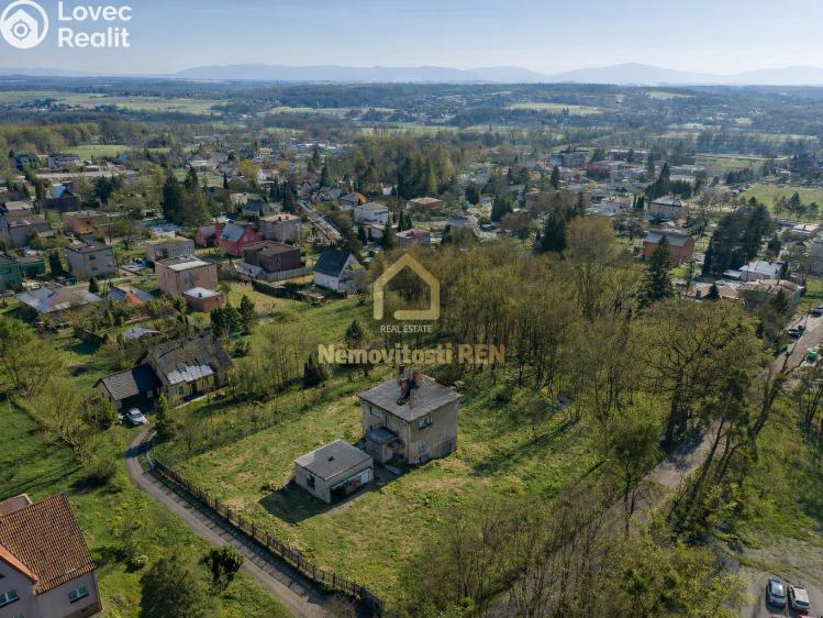 Продаж сімейного будинку Šenov, Lipová č. 18