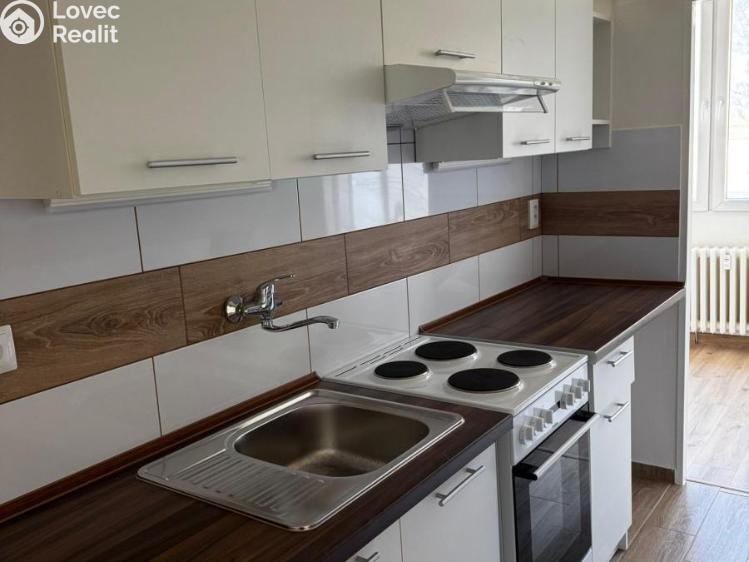 Pronájem bytu 2+1 Chomutov, Kyjická č. 9