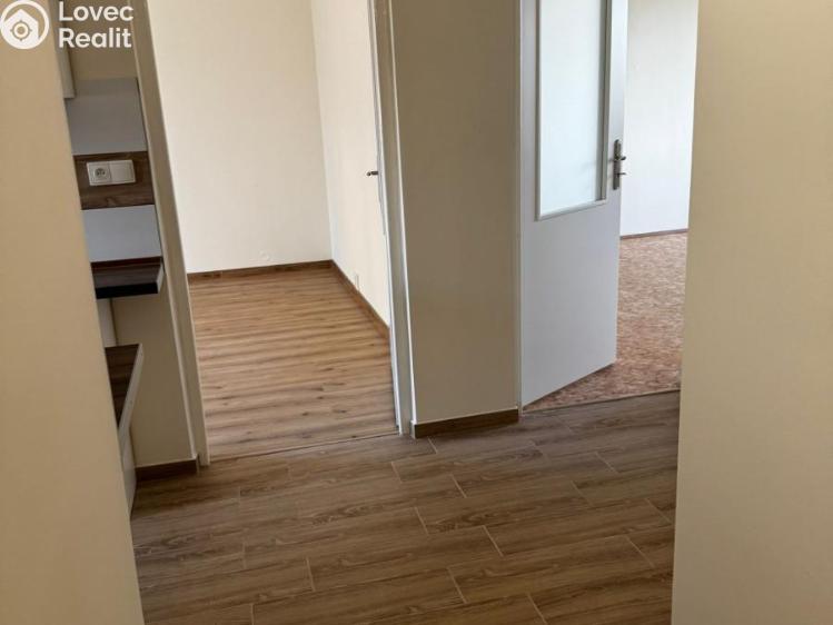 Pronájem bytu 2+1 Chomutov, Kyjická č. 5