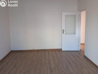 Pronájem bytu 2+1 Chomutov, Kyjická č. 4