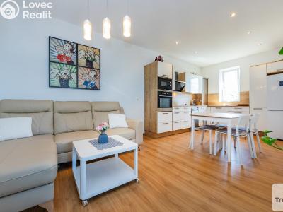 Prodej bytu 3+KK Šestajovice, Komenského č. 2