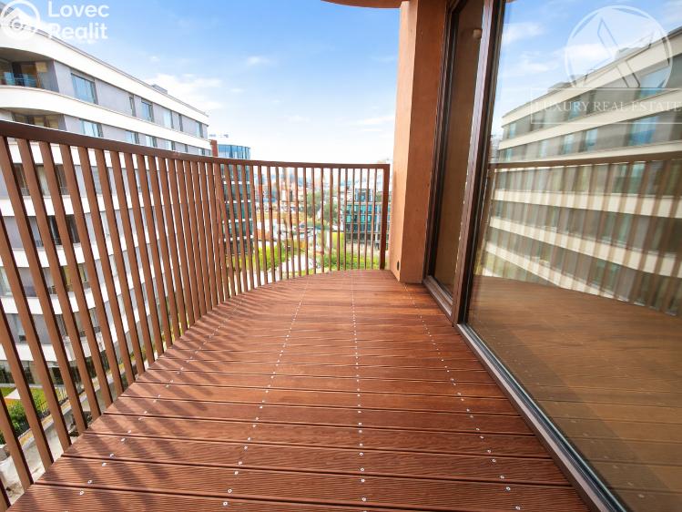 Sale apartment 2+KK Praha, Radlická č. 17