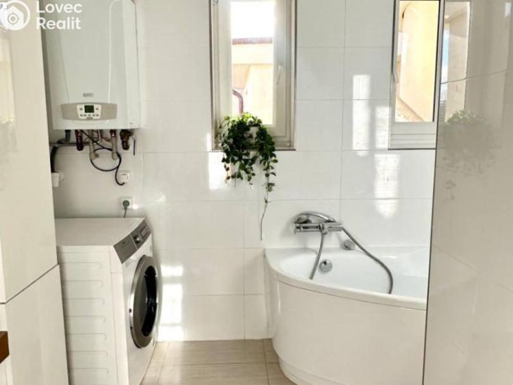 Pronájem bytu 3+KK Praha, Tusarova č. 18