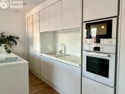 Pronájem bytu 3+KK Praha, Tusarova č. 4