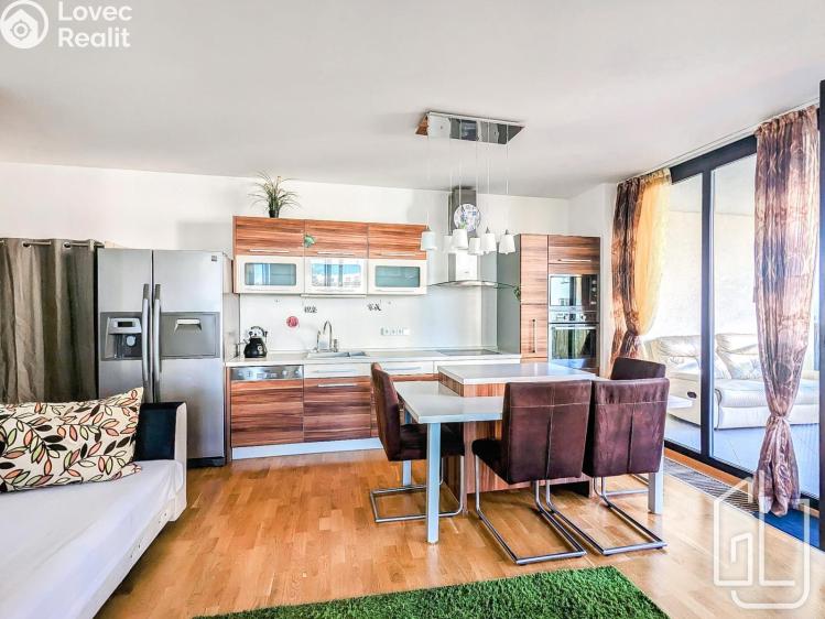 Rent apartment 2+KK Praha, Pitterova 2855/7 č. 2