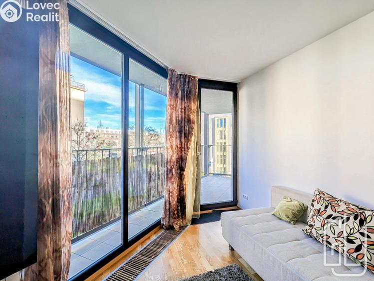 Rent apartment 2+KK Praha, Pitterova 2855/7 č. 9