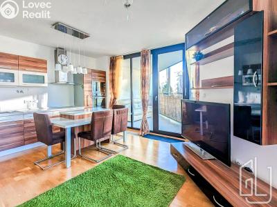 Rent apartment 2+KK Praha, Pitterova č. 1