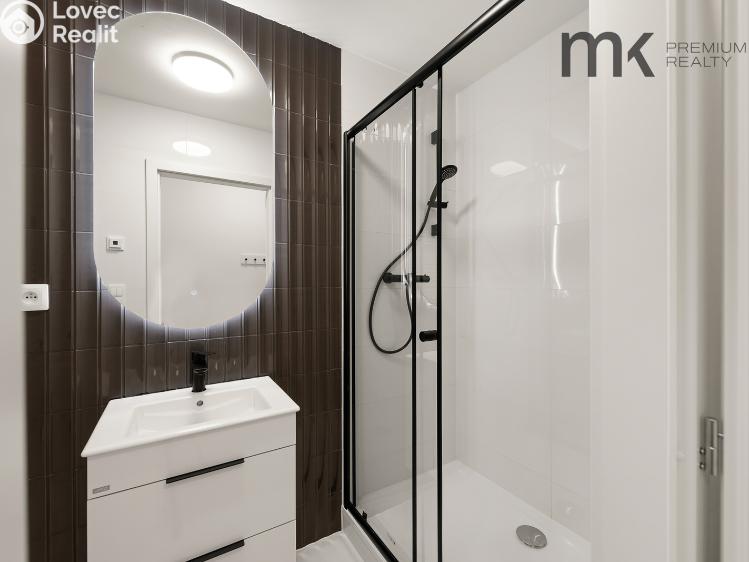 Pronájem bytu 1+KK Praha, Na bitevní pláni č. 10