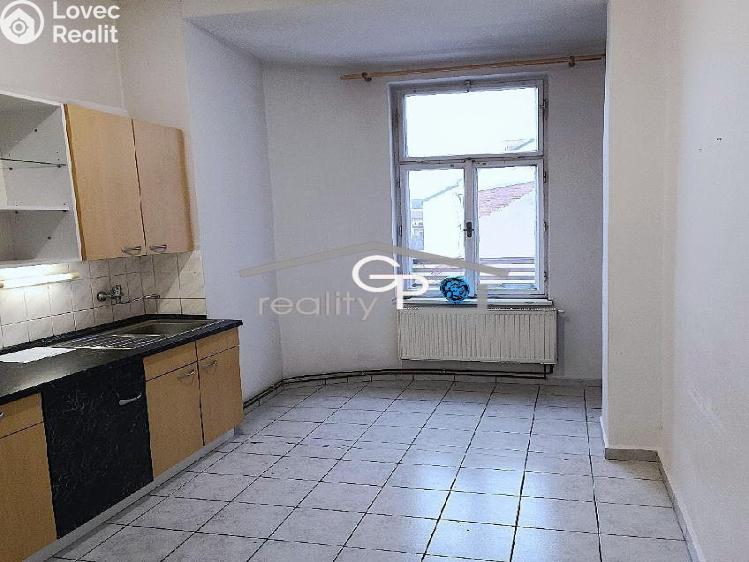 Pronájem bytu 2+1 České Budějovice, tř. 28. října č. 2