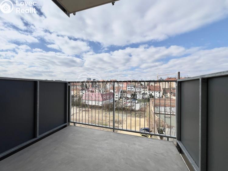 Pronájem bytu 1+KK Brno, Střední č. 6