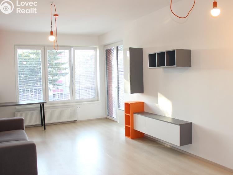 Pronájem bytu 2+KK Pardubice, Pod Vinicí 2842 č. 6