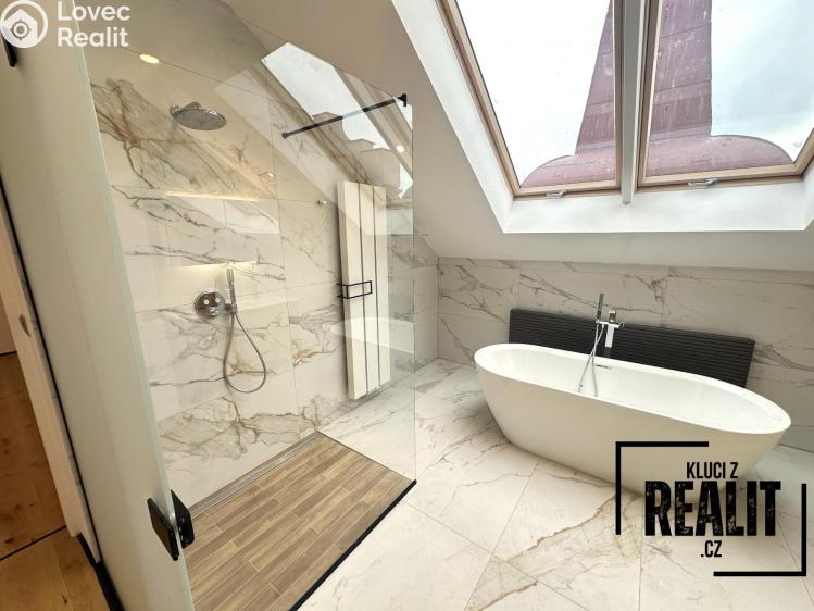 Pronájem bytu 4+KK Praha, Újezd 402/33 č. 1