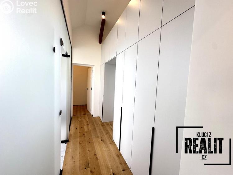 Pronájem bytu 4+KK Praha, Újezd 402/33 č. 12