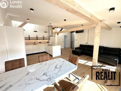 Pronájem bytu 4+KK Praha, Újezd č. 5