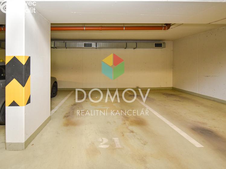 Pronájem garážového stání Beroun, Nepilova č. 2