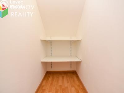 Pronájem rodinného domu Králův Dvůr, Na Výsluní 497 č. 5