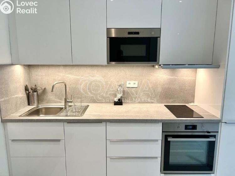 Prodej bytu 1+KK Praha, Plzeňská č. 3