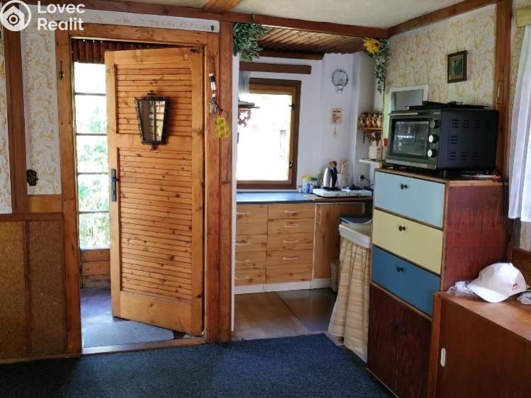 Sale hut Praha, Na Lhotkách č. 5