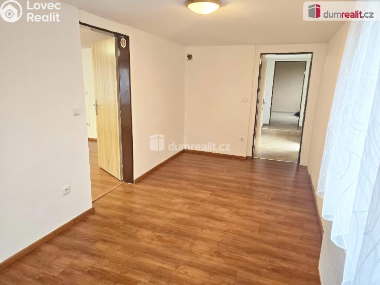 Pronájem rodinného domu Dolní Bousov č. 8