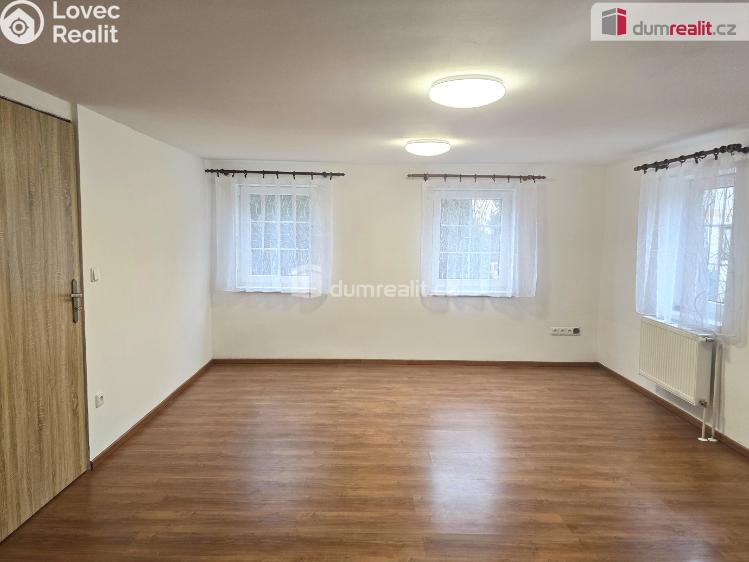 Pronájem rodinného domu Dolní Bousov č. 12