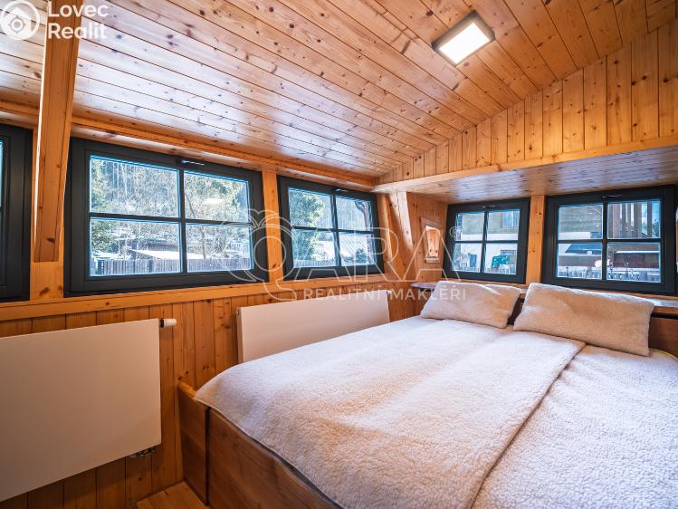 Pronájem chaty Tehov, Údolí Raků 46 č. 8