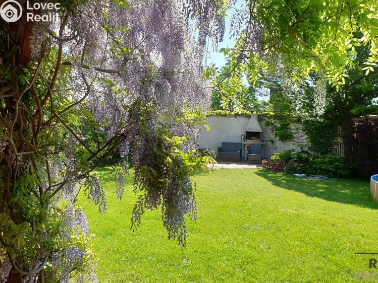 Prodej rodinného domu Jesenice, Vestecká č. 5